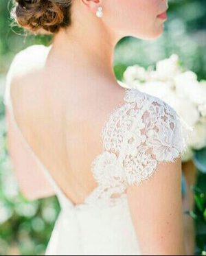 nancy-sinoway-wedding-dress-lace-detail